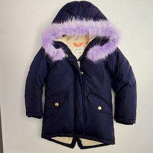 Girls crewcuts fishtail parka with prima loft. Removable fur collar